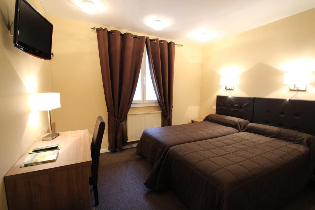 Hotel Le Valaurie Saint-Nazaire  Екстериор снимка
