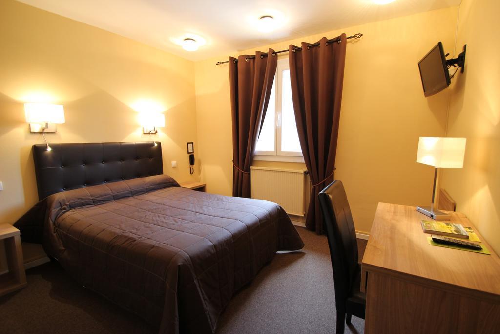 Hotel Le Valaurie Saint-Nazaire  Екстериор снимка