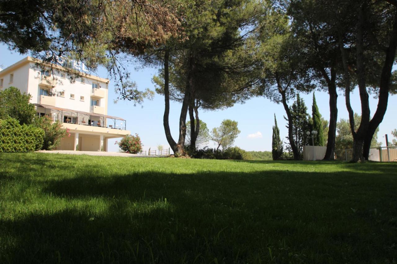 Hotel Le Valaurie Saint-Nazaire  Екстериор снимка